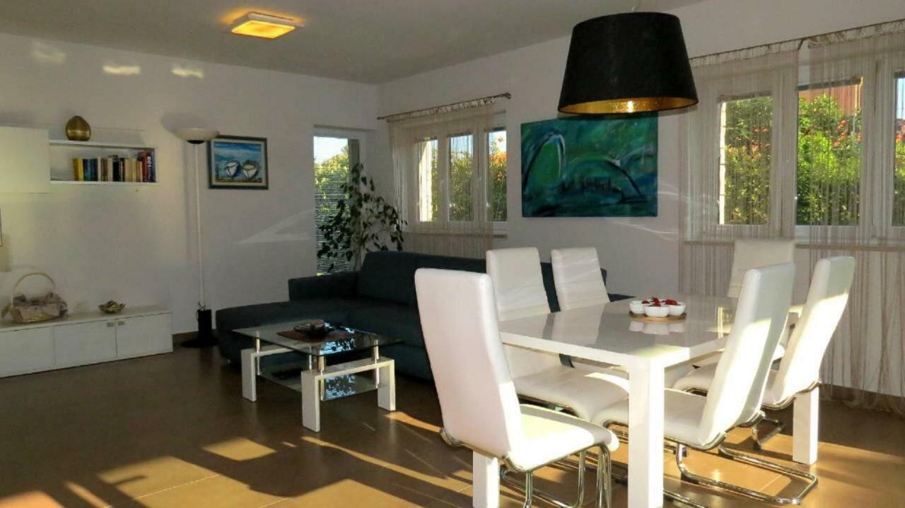House Mia Apartment Liznjan Bagian luar foto